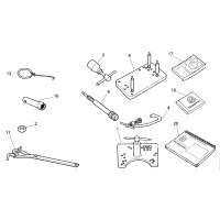 HILFSAUSRUESTUNG / HANDBUCH / KATALOG