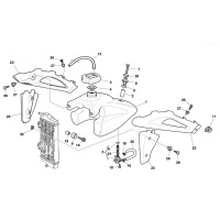 KRAFTSTOFFTANK /  FLANKE