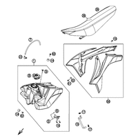 TANK/ SITZBANK/ VERKLEIDUNG