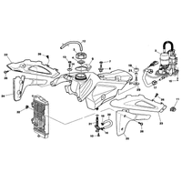 KRAFTSTOFFTANK /  FLANKE