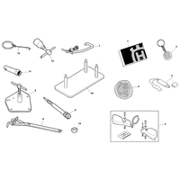 HILFSAUSRUESTUNG / HANDBUCH / KATALOG