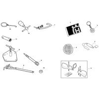 HILFSAUSRUESTUNG / HANDBUCH / KATALOG