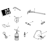 HILFSAUSRUESTUNG / HANDBUCH / KATALOG