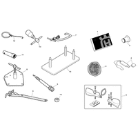 HILFSAUSRUESTUNG / HANDBUCH / KATALOG