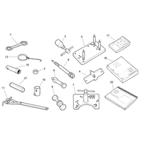 HILFAUSRUESTUNG / HANDBUCH / KATALOG