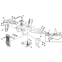 KRAFTSTOFFTANK /  FLANKE