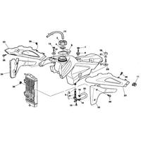 KRAFTSTOFFTANK /  FLANKE