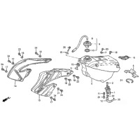 KRAFTSTOFFTANK / KUEHLERVERKLEIDUNG